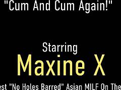 Maxine X与Sean Michaels的巨大成员的激烈自慰会话
